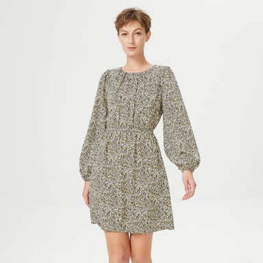 Short dress with elasticated size and flower print