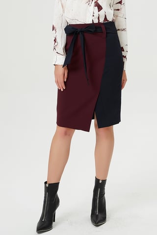 Asymmetrical color block skirt with knot belt