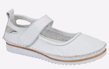 Mod Comfys Felicia Window Back Leather Womens Shoes