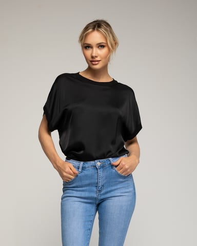 Top de raso oversize