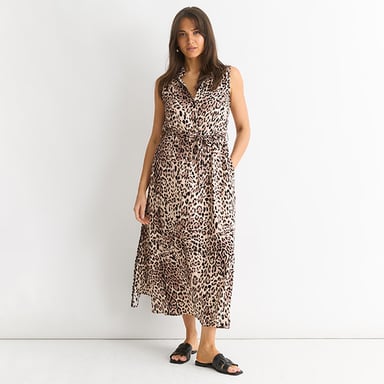 Vestido camisero con bolsillo y estampado animal
