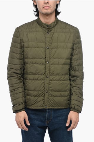Chaqueta ligera acolchada con cuello redondo en verde