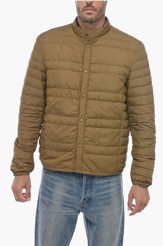 Chaqueta bomber ligera con cuello alto en marrón