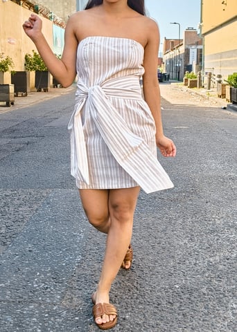 Minivestido Bandeau Tie Waist