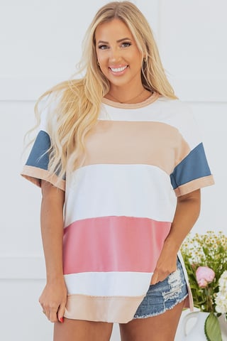 T-shirt Tunica de Lado con Abertura en Colores Multicolores y Diseño Patchwork