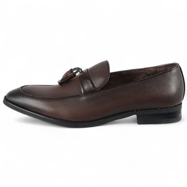 Mocasines formales clásicos marrones con borlas para hombre