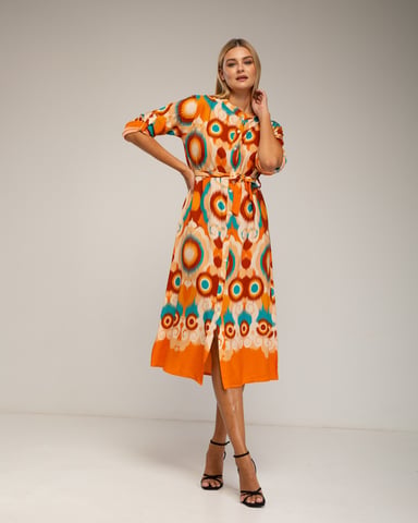 Vestido camisero midi, con estampado étnico