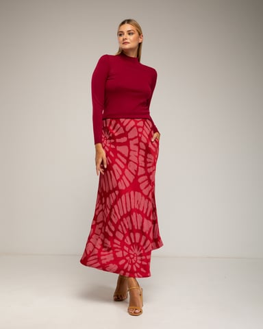 Falda midi con seda, estampado geometrico