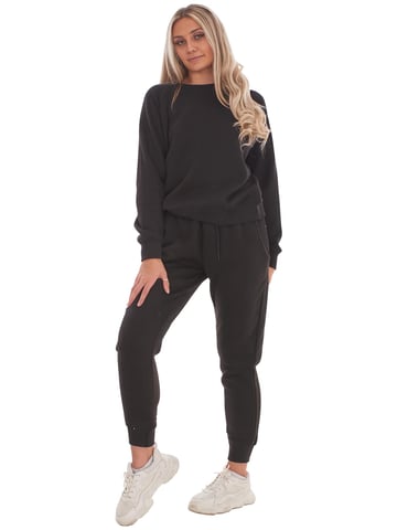 Kruze | Conjunto de chándal para mujer con cuello redondo