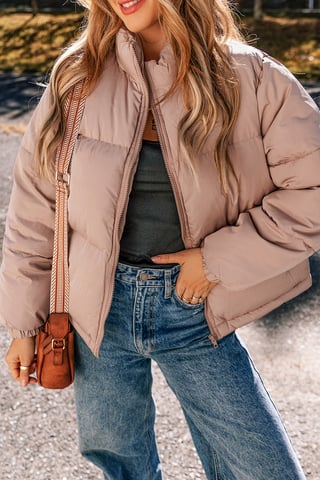 Chaqueta acolchada de manga larga con cuello alto