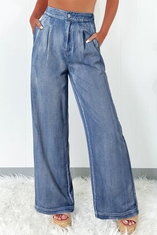 Jeans de Pierna Ancha Con Pliegues