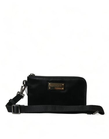Bolso Clutch con Llavero de Placa de Logo de Nylon Negro