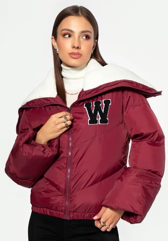 Chaqueta extragrande Wittchen para mujer con cuello de piel sintética