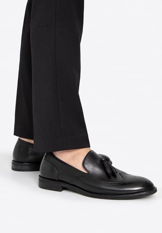Mocasines de piel para hombre Wittchen con perforaciones, color negro