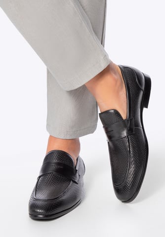 Mocasines de piel para hombre Wittchen con diseño de espiga en negro
