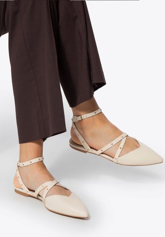 Bailarinas Wittchen de piel para mujer con detalles metálicos, beige