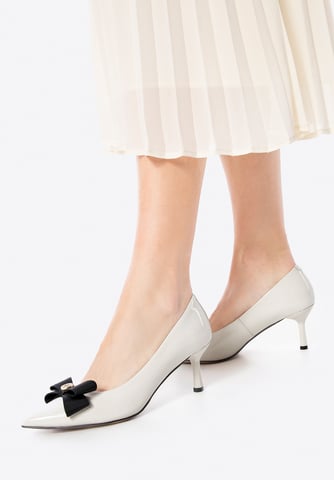 Zapatos de salón de piel para mujer Wittchen con lazo, color crema y negro