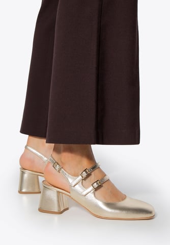 Zapatos de tacón de piel para mujer Wittchen con tiras en piel auténtica dorada
