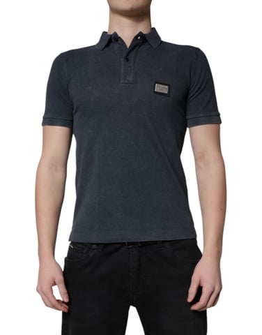 Camisa Polo Clásica con Logo Metálico