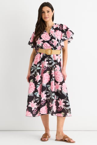 Vestido midi cruzado con cinturón y mangas angelicales con estampado floral negro