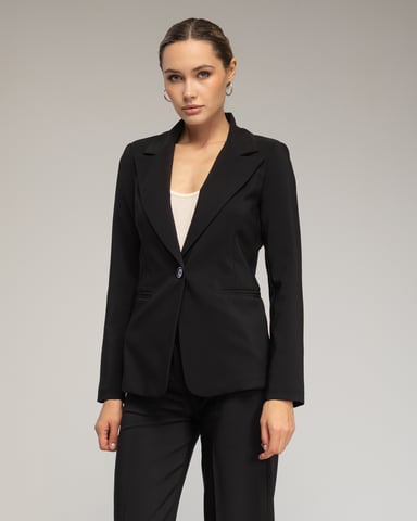 Chaqueta entallada con solapas