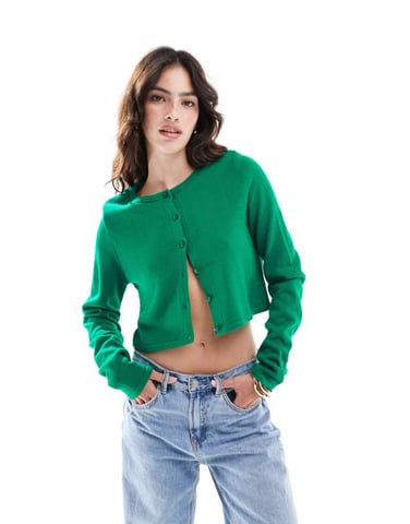 ASOS DESIGN stickad kort cardigan med rund hals i grön