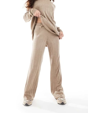 ENDAST vida stickade byxor co-ord i sand