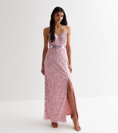 Vestido largo con tirantes y adornos en color rosa palo
