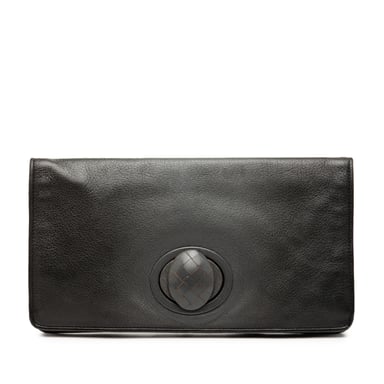 Cartera de piel de segunda mano con cierre de palanca