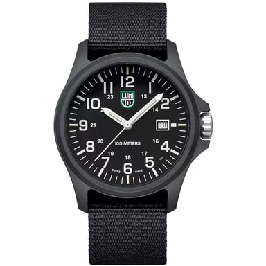 Reloj Deportivo Luminox de Nailon Negro