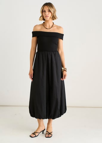 Vestido midi negro de punto mixto con volantes tipo «puff ball» y escote Bardot