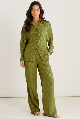 Pantalones de jacquard de satén con estampado floral en color caqui
