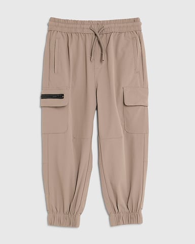 River Island Mini Pantalón cargo para niño Beige Bolsillos utilitarios con cremallera