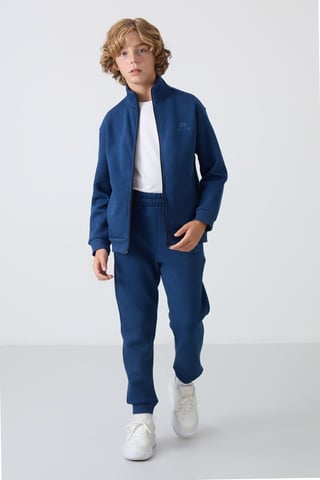 Conjunto deportivo juvenil