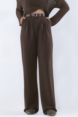 Pantalón palazzo elástico con cinturón