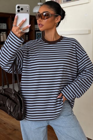 Bipantolon Sudadera oversize de mujer a rayas con cuello redondo