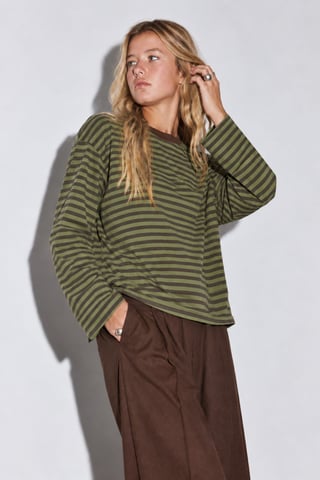 Bipantolon Sudadera oversize de mujer a rayas con cuello redondo