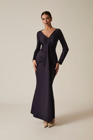 Vestido largo escultural azul marino