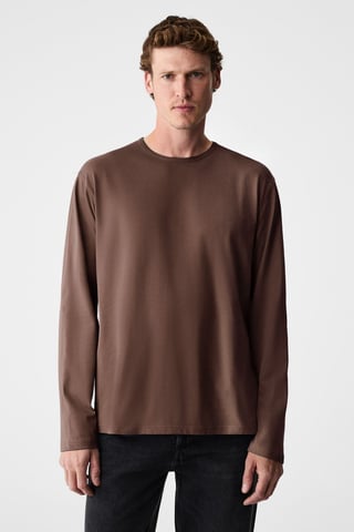 Camiseta de manga larga de canalé con cuello redondo