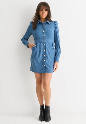 Vestido Corto de Camisa de Pana