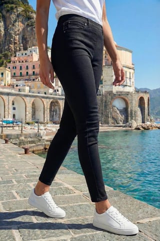 Ultimate Stretch Denim Jegging (29 Inch)