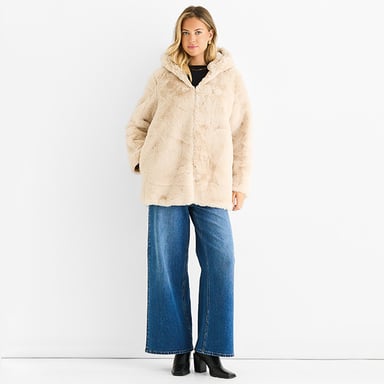 Chaqueta de piel sintética con capucha