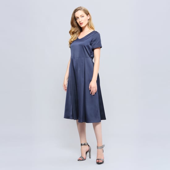 Skater satin dress - Image 3