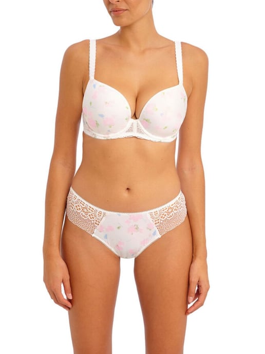 Daydreaming Brief