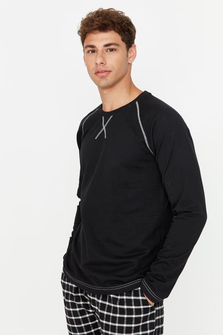 Trendyol Men's Crew neck Pajama Set - Image 3