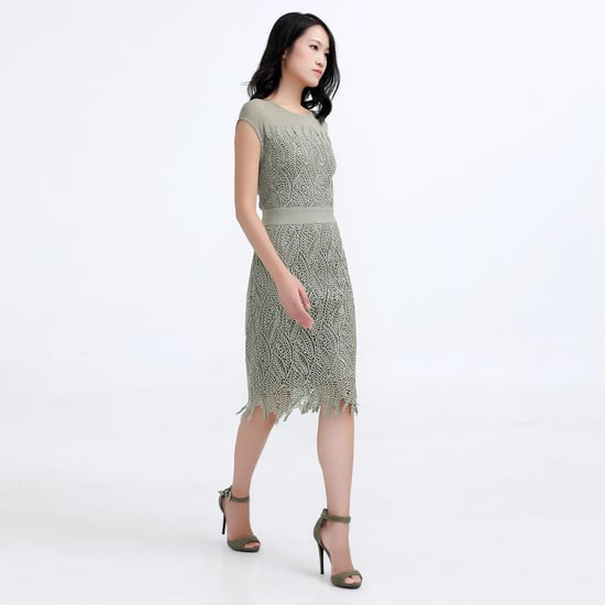 Fitted dress in macro lace and tulle - Image 2