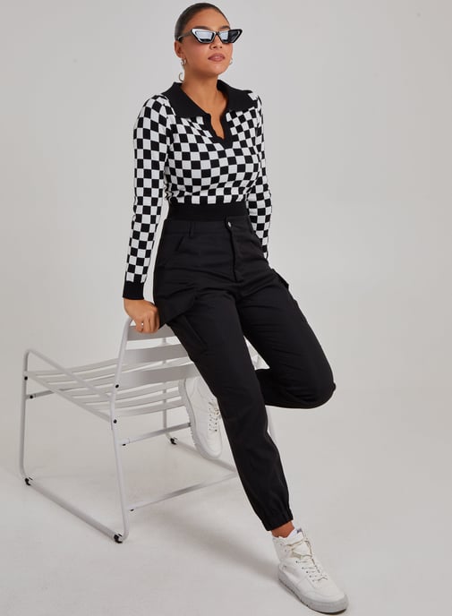 Notch Collar Checkered Top