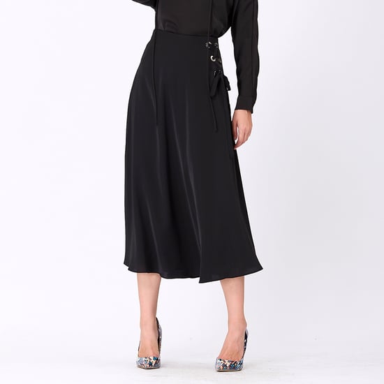 Lacing on side trapeze midi skirt - Image 1