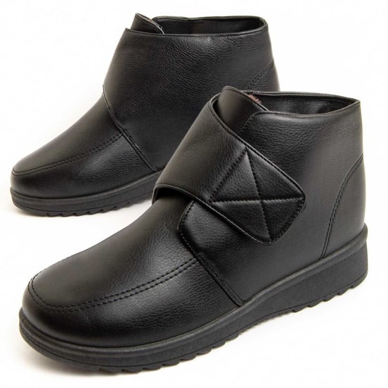 Montevita Wedge Ankle Boot Bottivita73 In Black