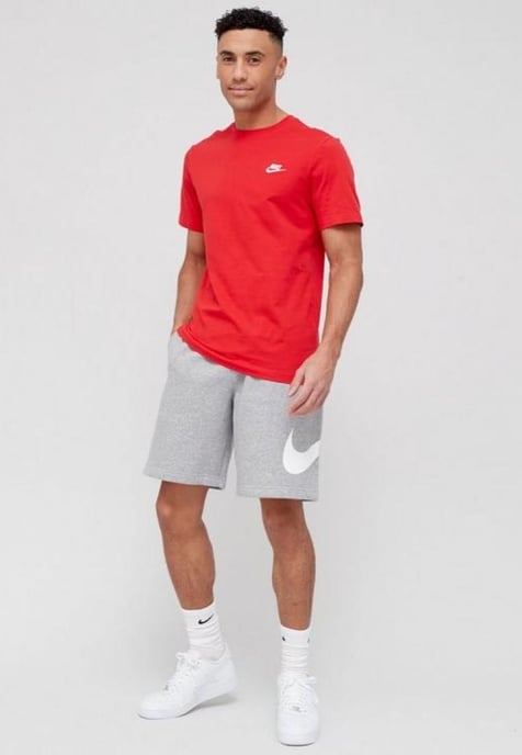 Camiseta roja Club de Nike Sportswear - Image 4
